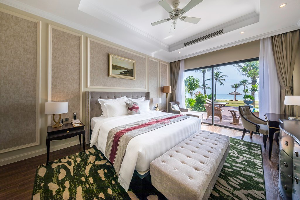 /files/images/VinpearlResort%26SpaLongBeachNhaTrang/3-bedroom-villa-ocean%20(2).jpg