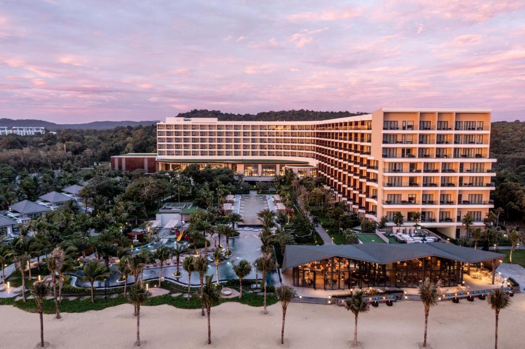 Crowne Plaza Phú Quốc