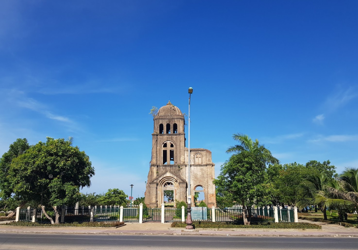 Nhà thờ Tam Tòa Quảng Bình