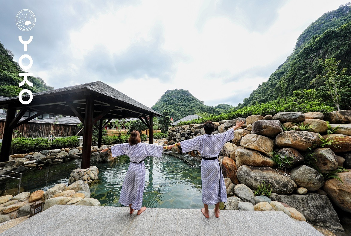 Chek - in tại Yoko Osen Quang Hanh 